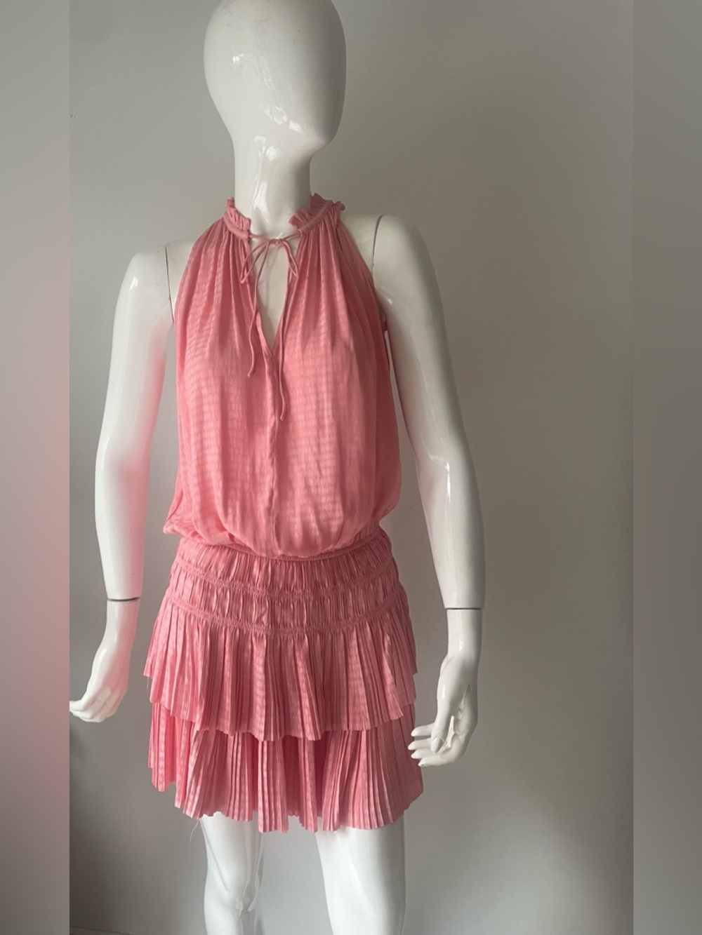 3RD & Fourth Pink Satin Halter Mini Dress Size Medium - Picture 5 of 8